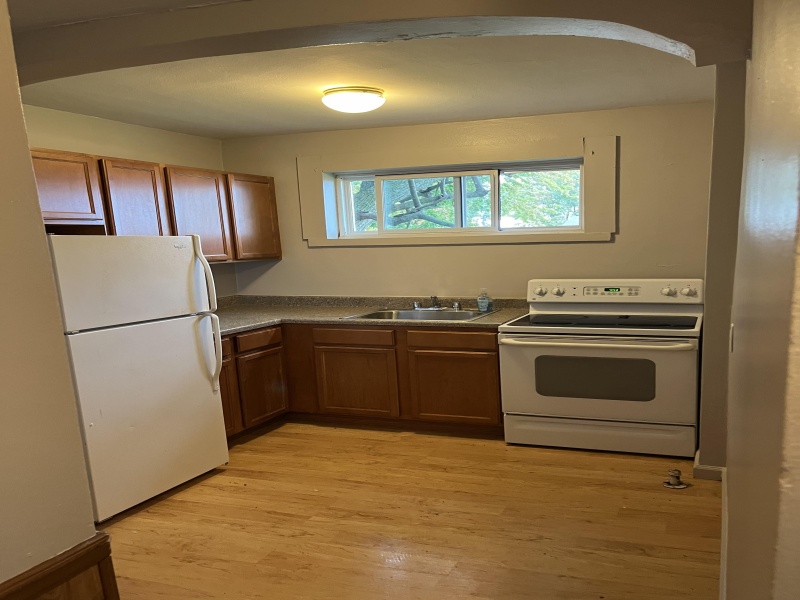 1720 military, Port Huron, Michigan 48060, 1 Bedroom Bedrooms, ,1 BathroomBathrooms,Apartment,Berkshire ,1720 military ,2,2031