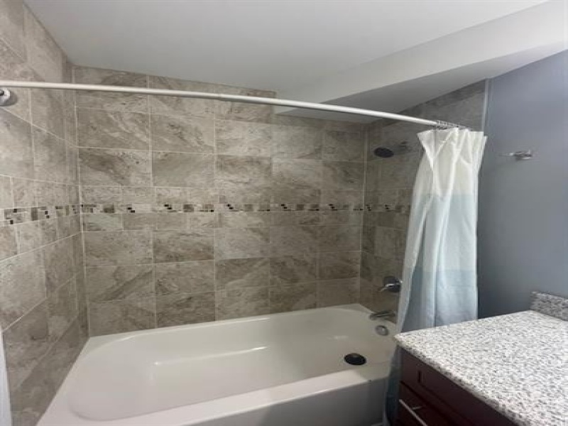 208 Huron Avenue, Port Huron, Michigan 48060, 1 Bedroom Bedrooms, ,1 BathroomBathrooms,Apartment,303-3C,208 Huron Avenue ,2081