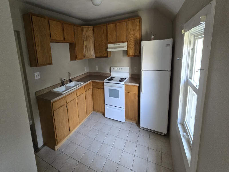 1318 6th St. #2, Port Huron, Michigan 48060, 2 Bedrooms Bedrooms, ,1 BathroomBathrooms,Apartment,1318 6th St. #2,2,2103