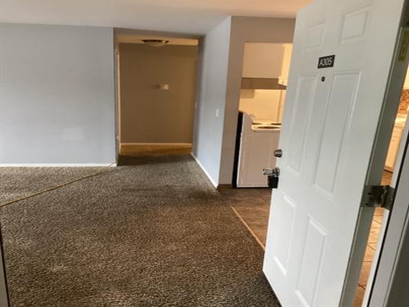 135 North River Road, Mount Clemens, Michigan 48043, 1 Bedroom Bedrooms, ,1 BathroomBathrooms,Apartment,A305,135 North River Road,2134