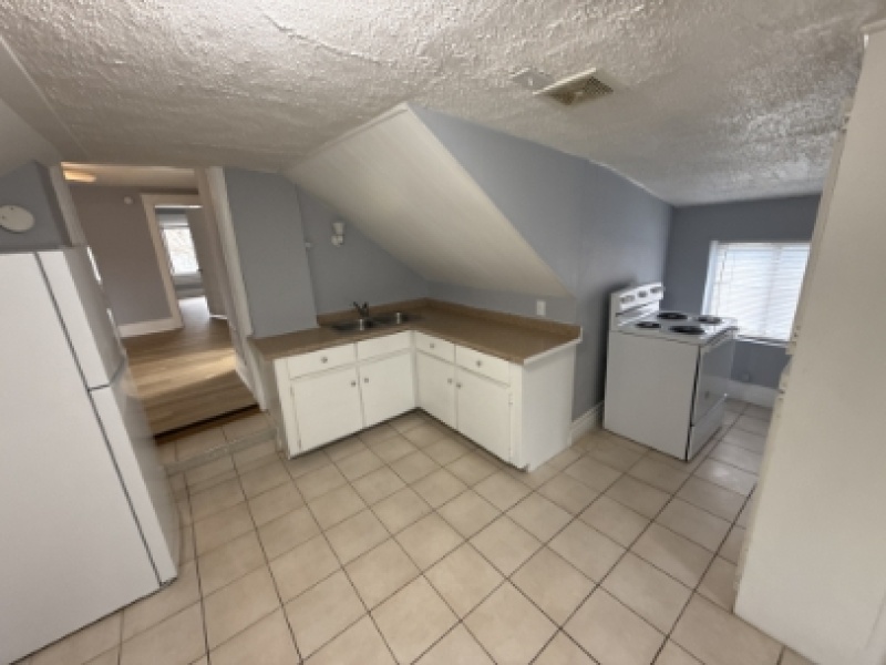1418 12th Street, Port Huron, Michigan 48060, 1 Bedroom Bedrooms, ,1 BathroomBathrooms,Apartment,2,1418 12th Street,2180