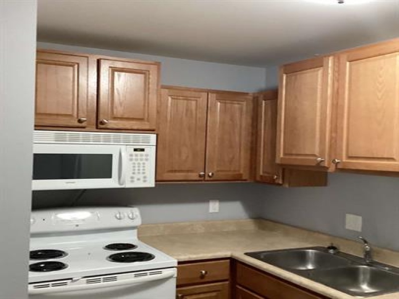 208 2nd Street, Yale, Michigan 48097, 1 Bedroom Bedrooms, ,1 BathroomBathrooms,Apartment,8,208 2nd Street,2186