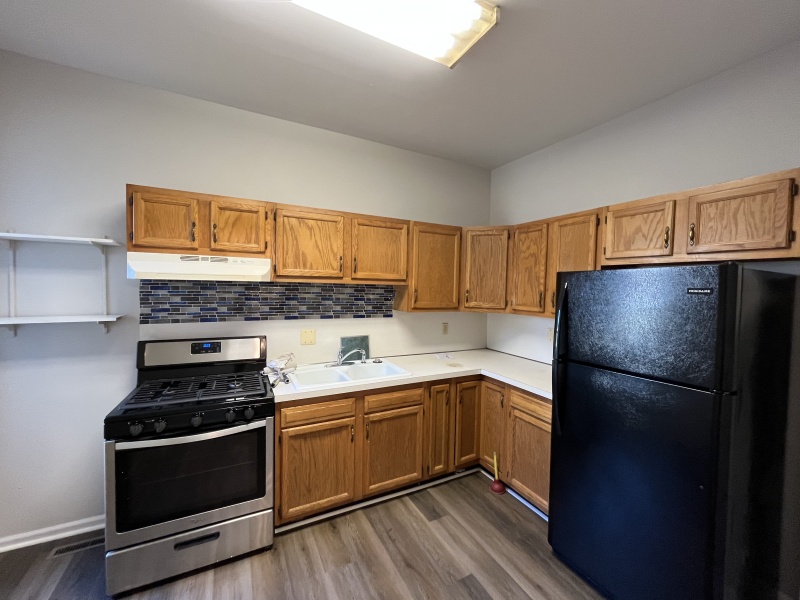 2114 Stone Street, Port Huron, Michigan 48060, 2 Bedrooms Bedrooms, ,1 BathroomBathrooms,Apartment,2114 Stone Street,2314
