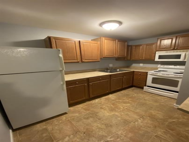 204 2nd Street, Yale, Michigan 48097, 1 Bedroom Bedrooms, ,1 BathroomBathrooms,Apartment,204-1,204 2nd Street,2326