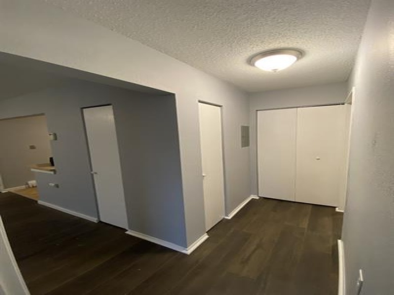 204 2nd Street, Yale, Michigan 48097, 1 Bedroom Bedrooms, ,1 BathroomBathrooms,Apartment,204-1,204 2nd Street,2326