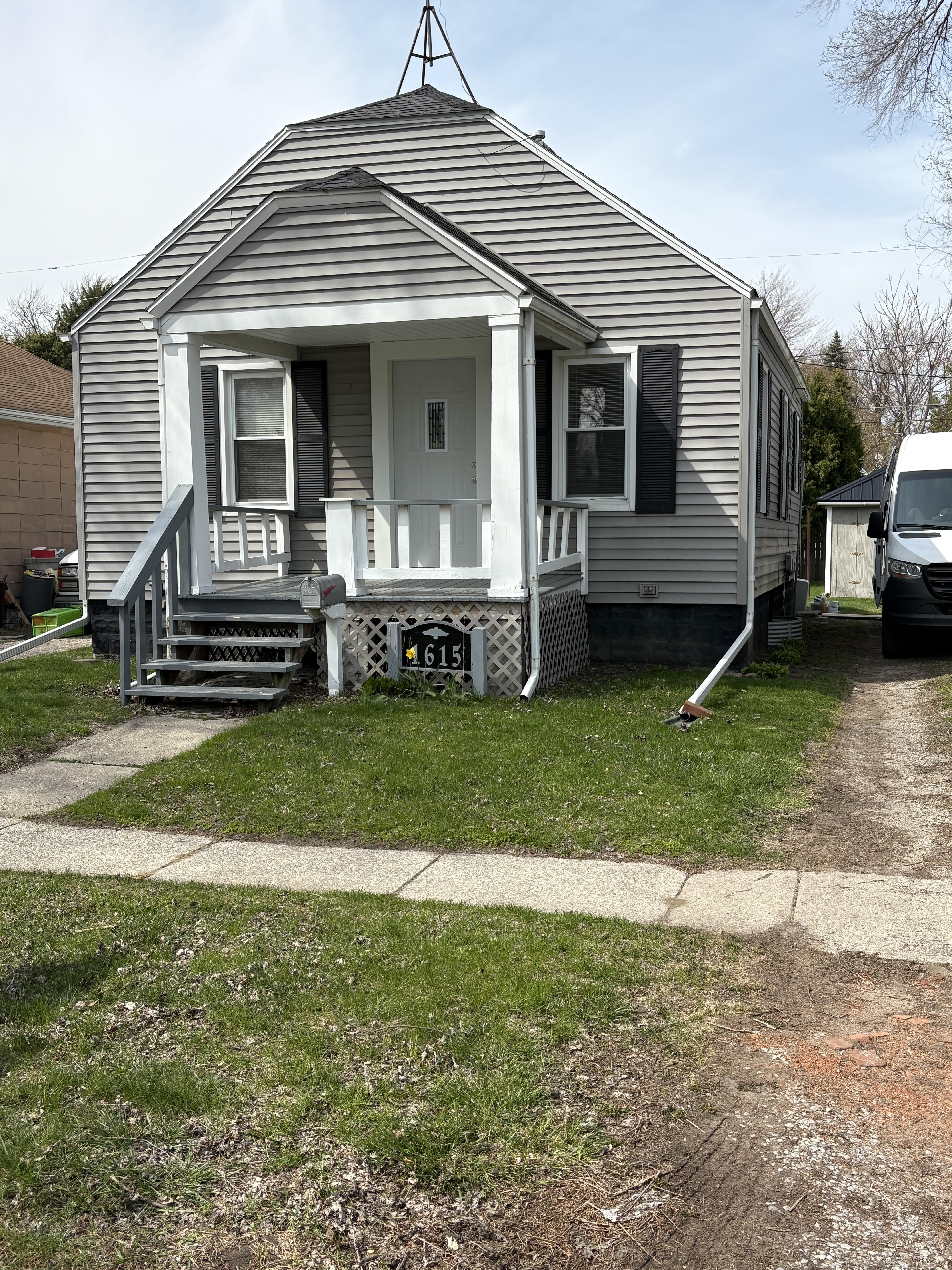1615 McBrady, Port Huron, Michigan 48060, 2 Bedrooms Bedrooms, ,1 BathroomBathrooms,House,1615 McBrady,2344