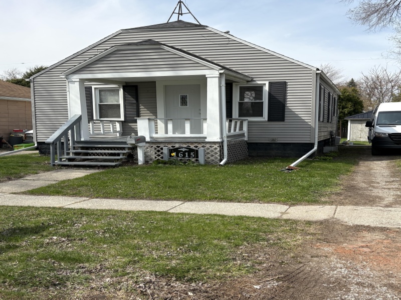1615 McBrady, Port Huron, Michigan 48060, 2 Bedrooms Bedrooms, ,1 BathroomBathrooms,House,1615 McBrady,2344