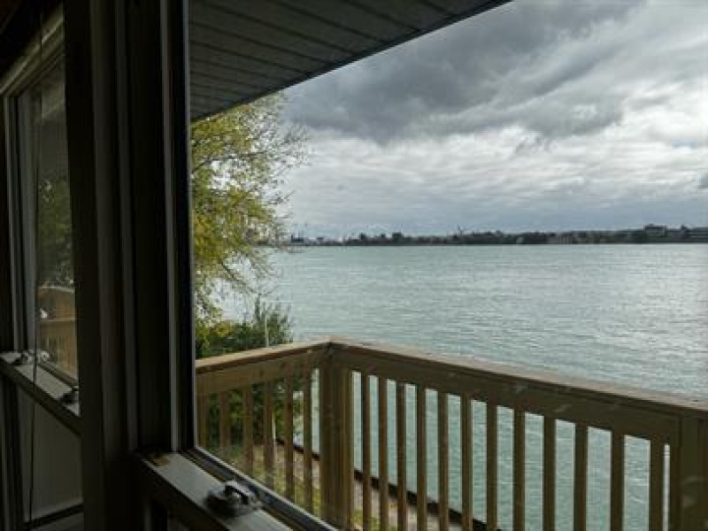 3392 Military Street, Port Huron, Michigan 48060, 1 Bedroom Bedrooms, ,1 BathroomBathrooms,Apartment,7,3392 Military Street,2363