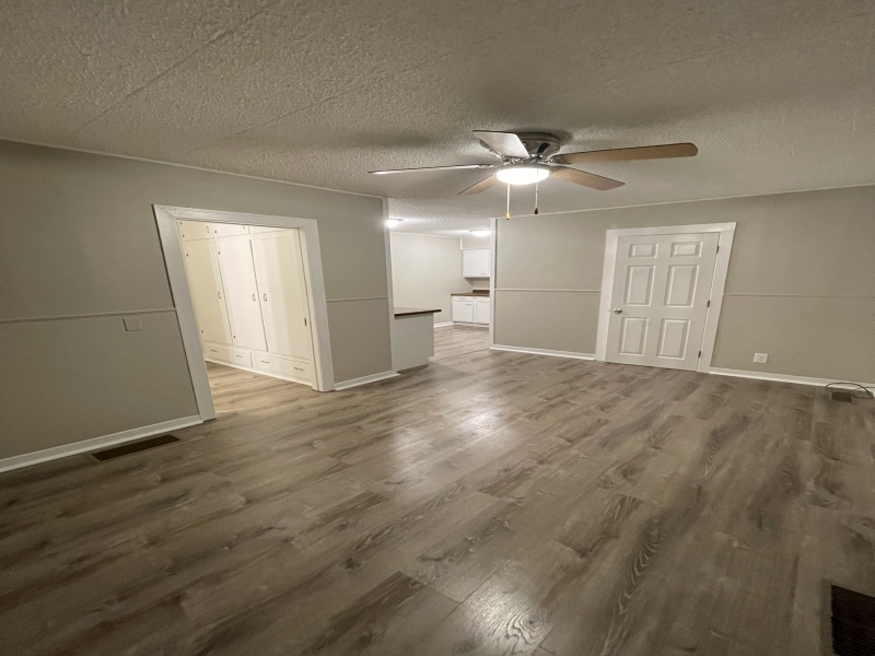 2558 Black River St., Deckerville, Michigan 48427, 1 Bedroom Bedrooms, ,1 BathroomBathrooms,Apartment,2558 Black River St. ,2364