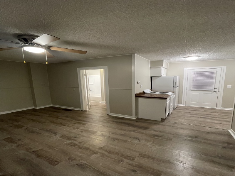 2558 Black River St., Deckerville, Michigan 48427, 1 Bedroom Bedrooms, ,1 BathroomBathrooms,Apartment,2558 Black River St. ,2364