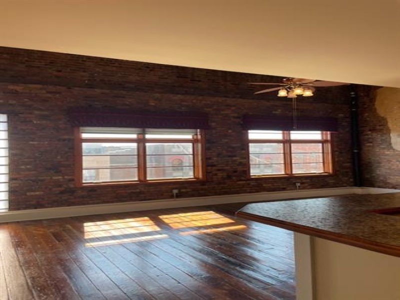 231 Huron Avenue #F, 3rd Floor NW 231F, Port Huron, Michigan 48060, 1 Bedroom Bedrooms, ,1 BathroomBathrooms,Apartment,231-F,231 Huron Avenue #F, 3rd Floor NW 231F,2372