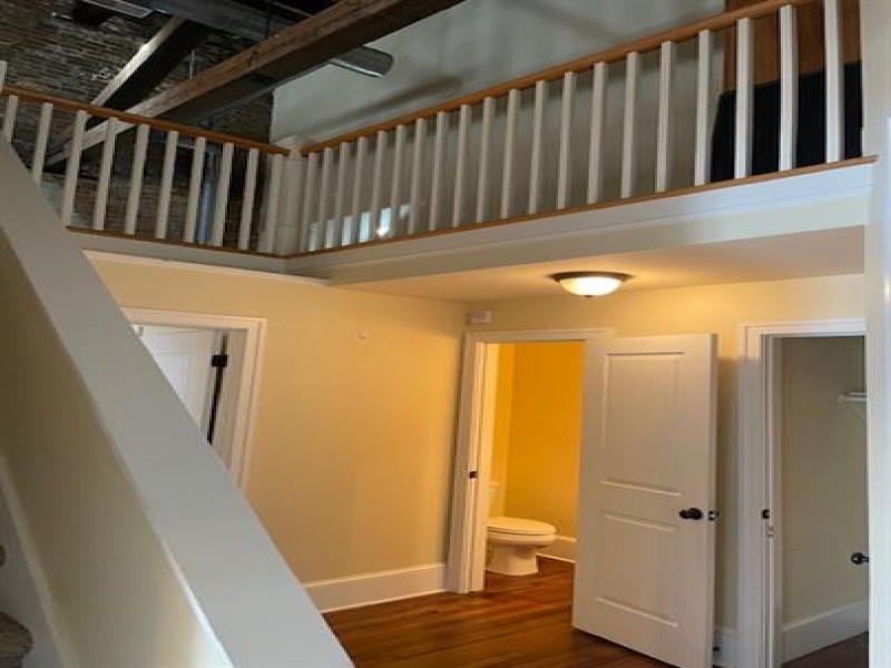 231 Huron Avenue #F, 3rd Floor NW 231F, Port Huron, Michigan 48060, 1 Bedroom Bedrooms, ,1 BathroomBathrooms,Apartment,231-F,231 Huron Avenue #F, 3rd Floor NW 231F,2372