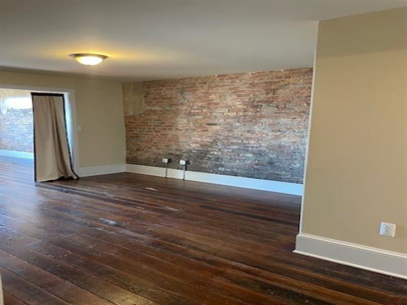 231 Huron Avenue #F, 3rd Floor NW 231F, Port Huron, Michigan 48060, 1 Bedroom Bedrooms, ,1 BathroomBathrooms,Apartment,231-F,231 Huron Avenue #F, 3rd Floor NW 231F,2372