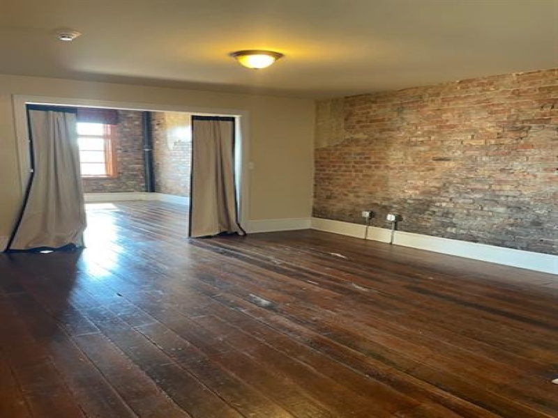 231 Huron Avenue #F, 3rd Floor NW 231F, Port Huron, Michigan 48060, 1 Bedroom Bedrooms, ,1 BathroomBathrooms,Apartment,231-F,231 Huron Avenue #F, 3rd Floor NW 231F,2372