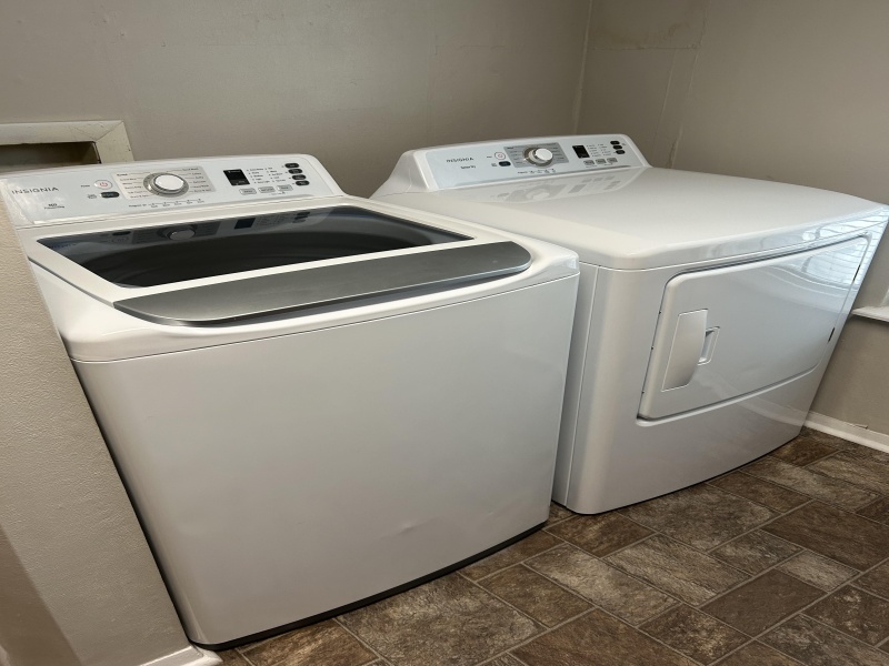 1 Courtney Place, Big Spring, Texas 79720, 2 Bedrooms Bedrooms, ,2 BathroomsBathrooms,Apartment,111,1 Courtney Place,2374