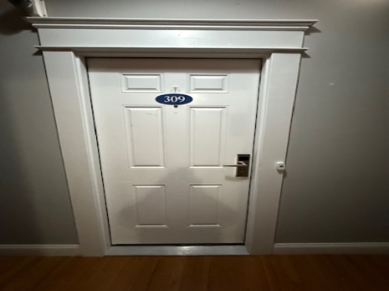 208 Huron Avenue, Port Huron, Michigan 48060, 2 Bedrooms Bedrooms, ,2 BathroomsBathrooms,Apartment,309,208 Huron Avenue,2379