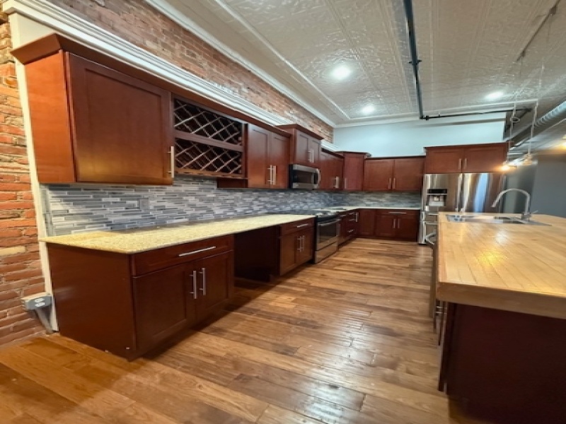 208 Huron Avenue, Port Huron, Michigan 48060, 2 Bedrooms Bedrooms, ,2 BathroomsBathrooms,Apartment,309,208 Huron Avenue,2379