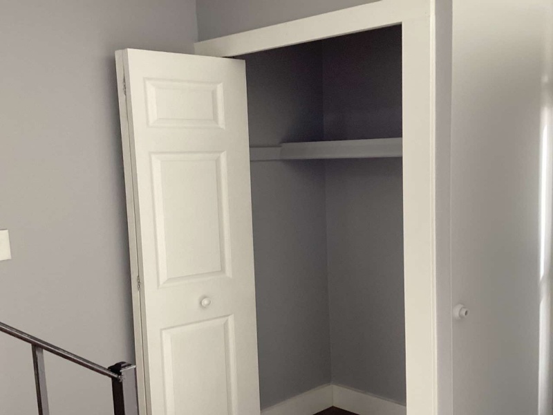 Meadowdale St, Clinton Twp, Michigan 48038, 2 Bedrooms Bedrooms, ,1 BathroomBathrooms,Apartment,38446,Meadowdale St,2384