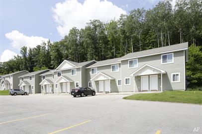3840 Vale Drive, Traverse City, Michigan 49686, 2 Bedrooms Bedrooms, ,1.5 BathroomsBathrooms,Apartment,3840 ,3840 Vale Drive,2399