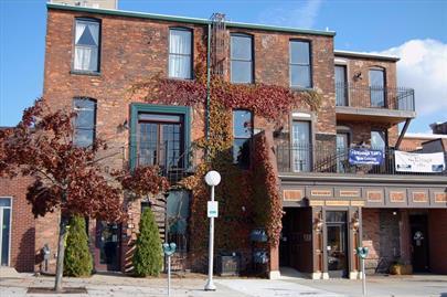 219-B Huron Avenue, Port Huron, Michigan 48060, 2 Bedrooms Bedrooms, ,1.5 BathroomsBathrooms,Apartment,219-B/ Loft 1,219-B Huron Avenue,2407
