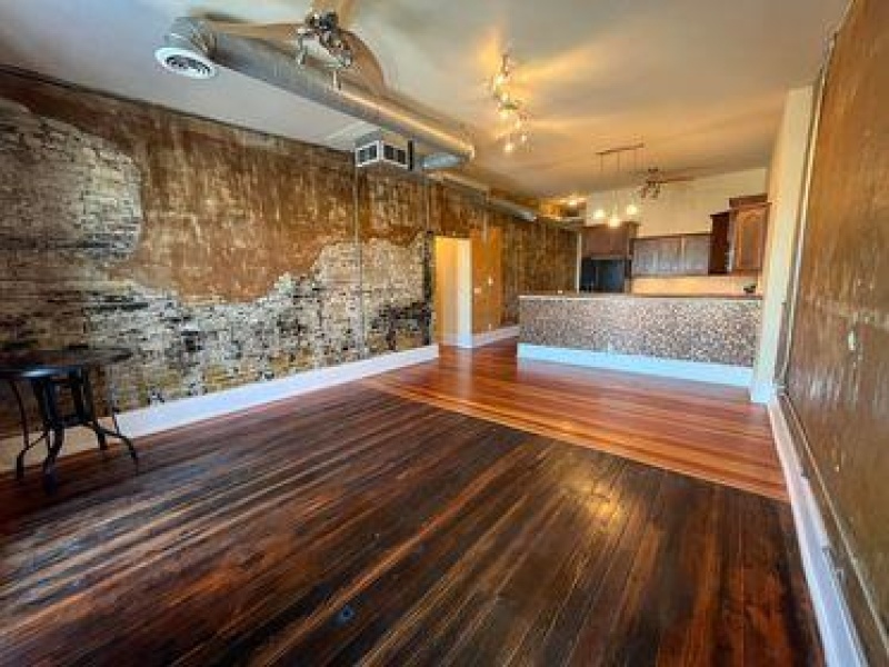 219-B Huron Avenue, Port Huron, Michigan 48060, 2 Bedrooms Bedrooms, ,1.5 BathroomsBathrooms,Apartment,219-B/ Loft 1,219-B Huron Avenue,2407