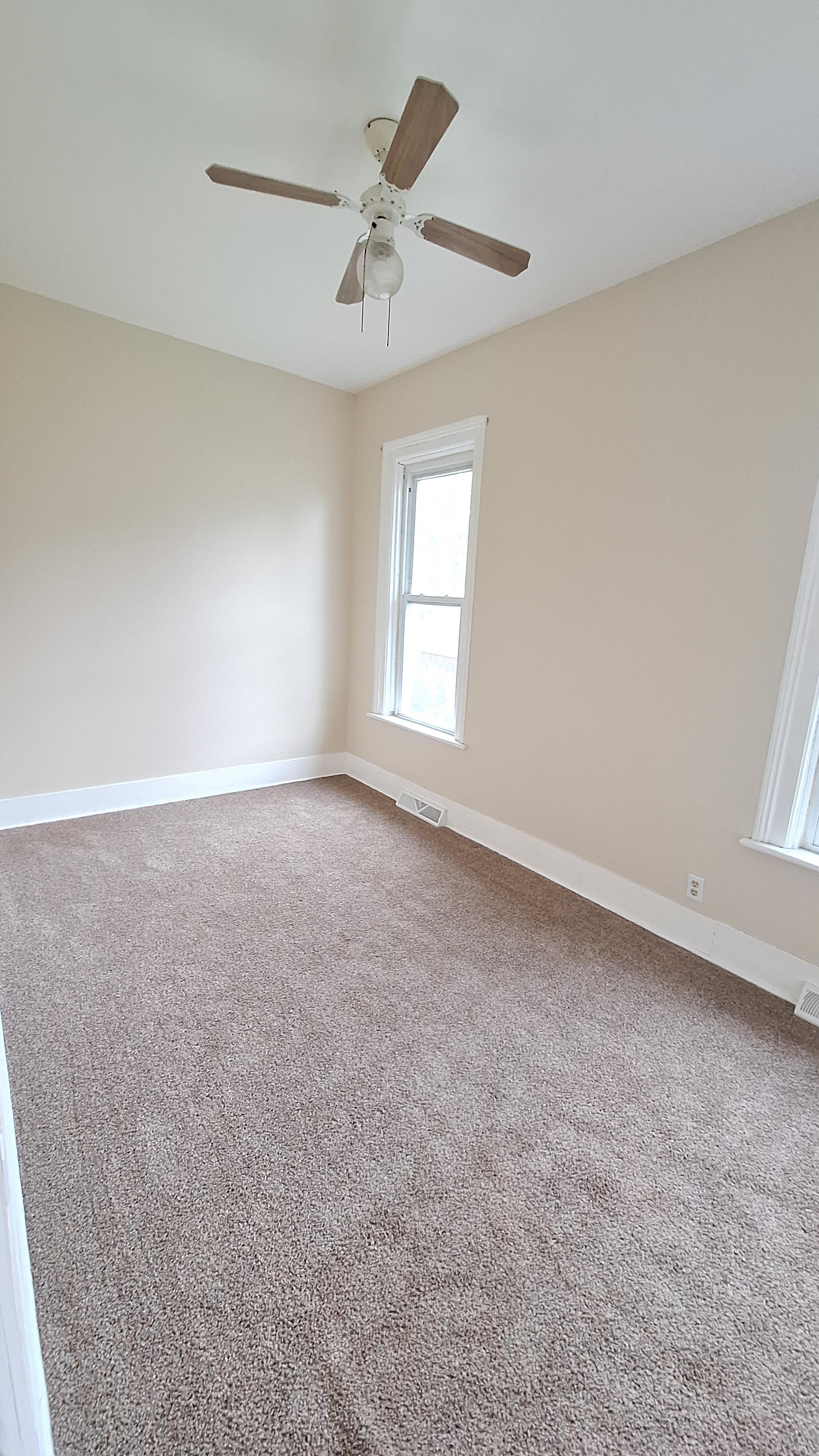 1718 Lyon St, Port Huron, Michigan 48060, 2.5 Bedrooms Bedrooms, ,1 BathroomBathrooms,House,1718 Lyon St,2409