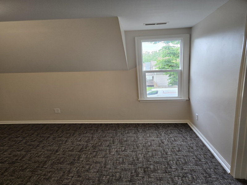 1037 Minnie St., Port Huron, Michigan 48060, 2 Bedrooms Bedrooms, ,1 BathroomBathrooms,Apartment,1037 Minnie St.,2414