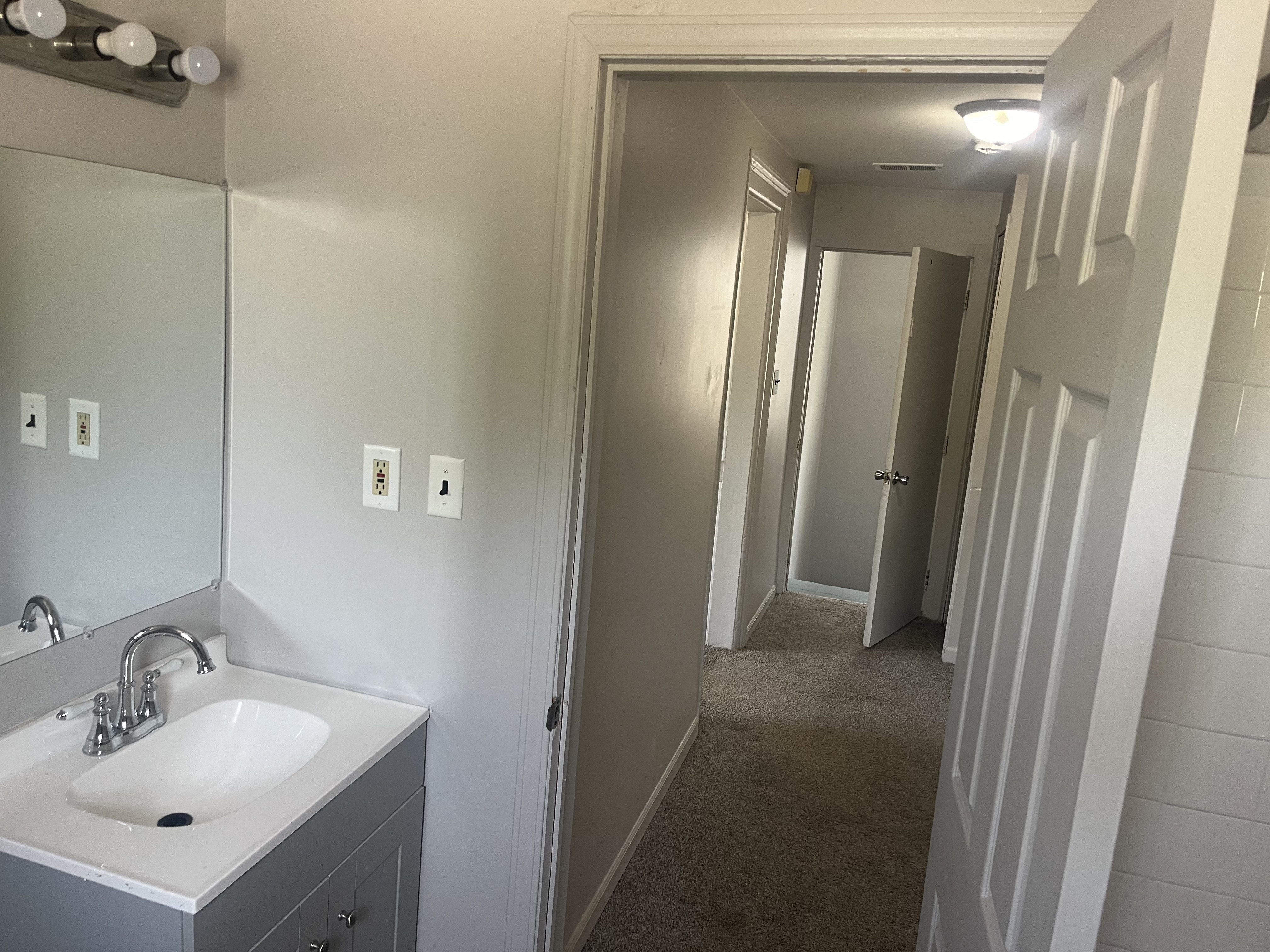 942 wall st, Port huron, Michigan 48060, 1 Bedroom Bedrooms, ,1 BathroomBathrooms,Duplex,Wall st,942 wall st ,2,2427