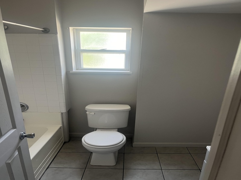 942 wall st, Port huron, Michigan 48060, 1 Bedroom Bedrooms, ,1 BathroomBathrooms,Duplex,Wall st,942 wall st ,2,2427