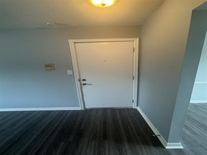 515-541 E St. Clair Street, Marine City, Michigan 48039, 2 Bedrooms Bedrooms, ,1 BathroomBathrooms,Apartment,537,515-541 E St. Clair Street,2431