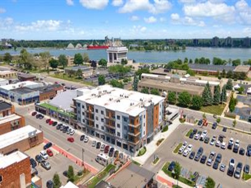 318 Grand River Avenue, Port Huron, Michigan 48060, 2 Bedrooms Bedrooms, ,2 BathroomsBathrooms,Apartment,401,318 Grand River Avenue ,2435