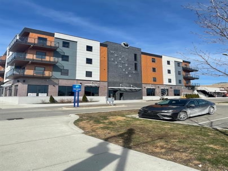 318 Grand River Avenue, Port Huron, Michigan 48060, 2 Bedrooms Bedrooms, ,2 BathroomsBathrooms,Apartment,401,318 Grand River Avenue ,2435
