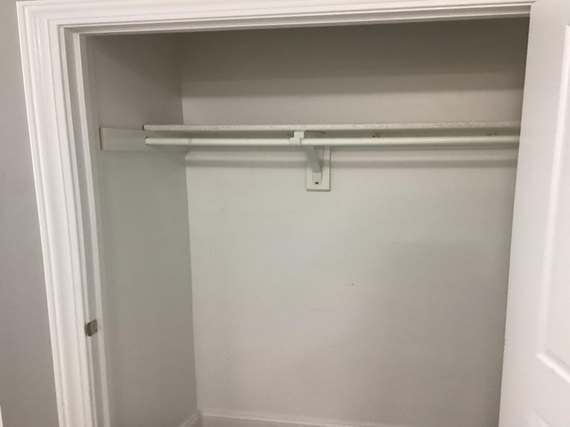 318 Grand River Avenue, Port Huron, Michigan 48060, 2 Bedrooms Bedrooms, ,2 BathroomsBathrooms,Apartment,205,318 Grand River Avenue,2442