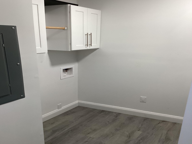 318 Grand River Avenue, Port Huron, Michigan 48060, 2 Bedrooms Bedrooms, ,2 BathroomsBathrooms,Apartment,205,318 Grand River Avenue,2442