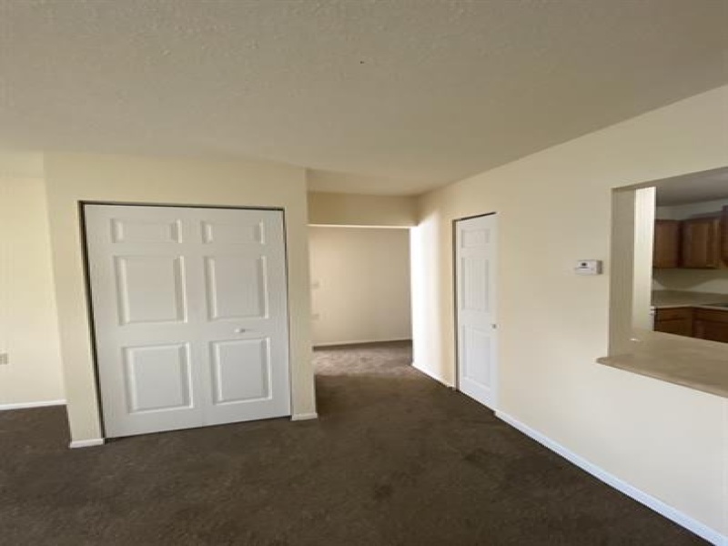 208 2nd Street #4, Yale, Michigan 48097, 1 Bedroom Bedrooms, ,1 BathroomBathrooms,Apartment,208-4,208 2nd Street #4,2443