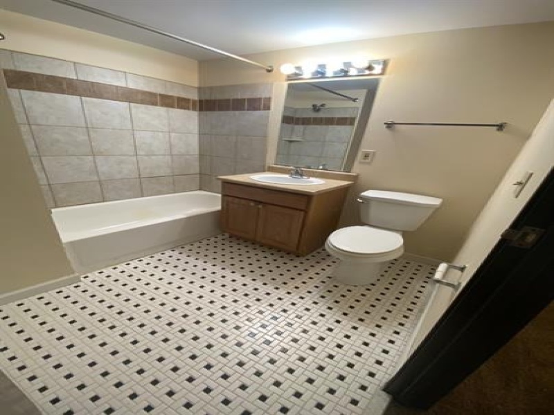 208 2nd Street #4, Yale, Michigan 48097, 1 Bedroom Bedrooms, ,1 BathroomBathrooms,Apartment,208-4,208 2nd Street #4,2443