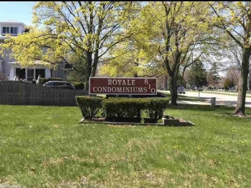 810 Holland Avenue, Port Huron, Michigan 48059, 2 Bedrooms Bedrooms, ,2 BathroomsBathrooms,Condo,810 Holland Avenue,2,2455