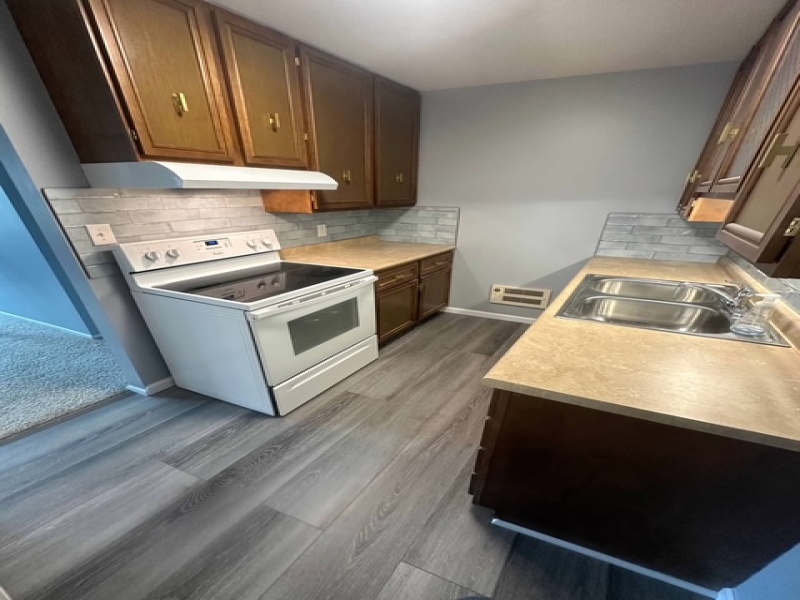 810 Holland Avenue, Port Huron, Michigan 48059, 2 Bedrooms Bedrooms, ,2 BathroomsBathrooms,Condo,810 Holland Avenue,2,2455