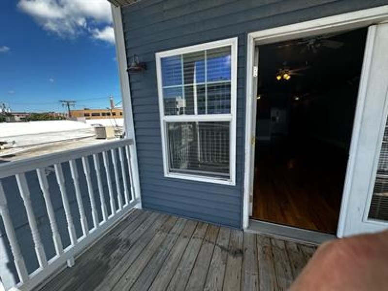 510 Quay Street - 3, Port Huron, Michigan 48060, 1 Bedroom Bedrooms, ,1 BathroomBathrooms,Apartment,510 - 3,510 Quay Street - 3,2460
