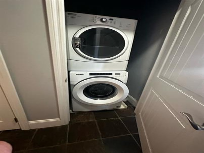 510 Quay Street - 3, Port Huron, Michigan 48060, 1 Bedroom Bedrooms, ,1 BathroomBathrooms,Apartment,510 - 3,510 Quay Street - 3,2460