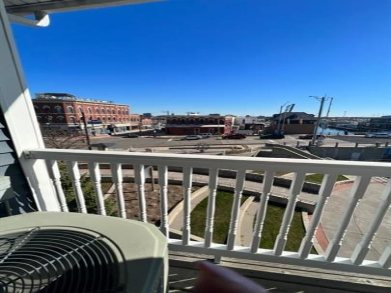 510 Quay Street - 3, Port Huron, Michigan 48060, 1 Bedroom Bedrooms, ,1 BathroomBathrooms,Apartment,510 - 3,510 Quay Street - 3,2460