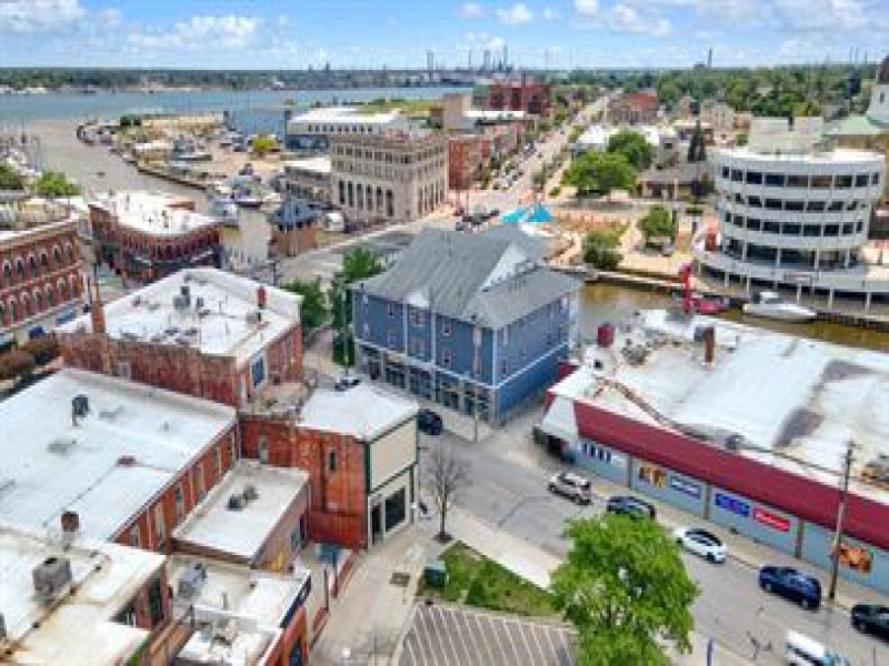 510 Quay Street - 3, Port Huron, Michigan 48060, 1 Bedroom Bedrooms, ,1 BathroomBathrooms,Apartment,510 - 3,510 Quay Street - 3,2460