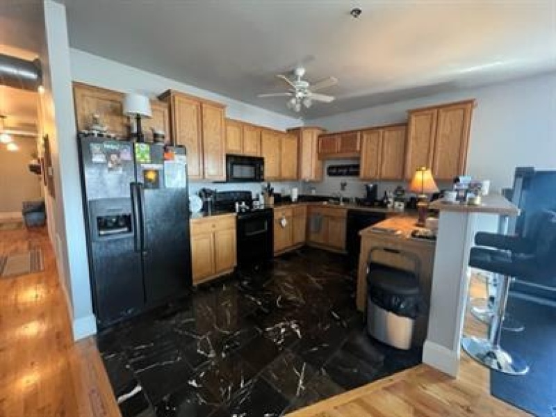 510 Quay Street - 3, Port Huron, Michigan 48060, 1 Bedroom Bedrooms, ,1 BathroomBathrooms,Apartment,510 - 3,510 Quay Street - 3,2460
