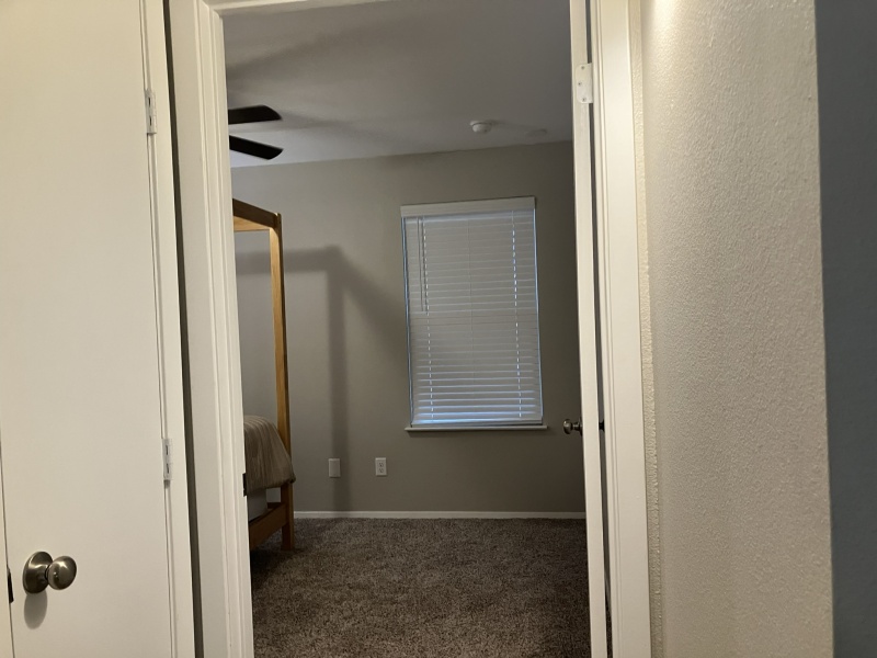 1 Courtney Place, Big Spring, Texas 79720, 2 Bedrooms Bedrooms, ,2.5 BathroomsBathrooms,Apartment,408,1 Courtney Place,2463