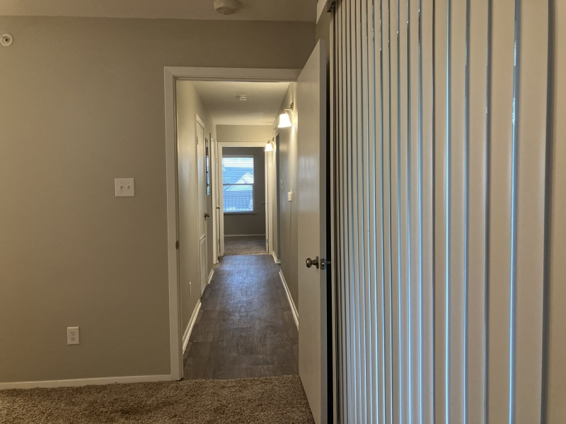 1 Courtney Place, Big Spring, Texas 79720, 2 Bedrooms Bedrooms, ,2.5 BathroomsBathrooms,Apartment,408,1 Courtney Place,2463