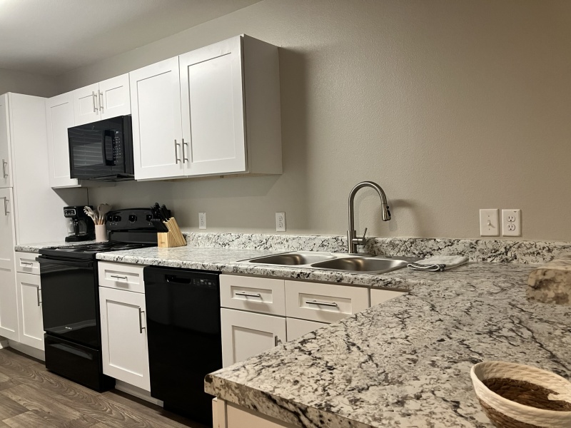1 Courtney Place, Big Spring, Texas 79720, 2 Bedrooms Bedrooms, ,2.5 BathroomsBathrooms,Apartment,408,1 Courtney Place,2463