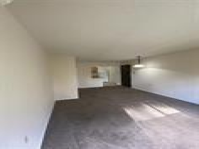 209 2nd Street #5, Yale, Michigan 48097, 1 Bedroom Bedrooms, ,1 BathroomBathrooms,Apartment,209-5,209 2nd Street #5,2468
