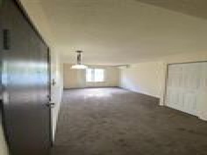209 2nd Street #5, Yale, Michigan 48097, 1 Bedroom Bedrooms, ,1 BathroomBathrooms,Apartment,209-5,209 2nd Street #5,2468