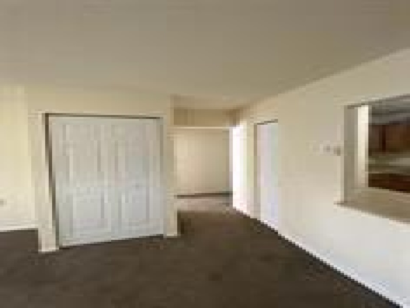 209 2nd Street #5, Yale, Michigan 48097, 1 Bedroom Bedrooms, ,1 BathroomBathrooms,Apartment,209-5,209 2nd Street #5,2468