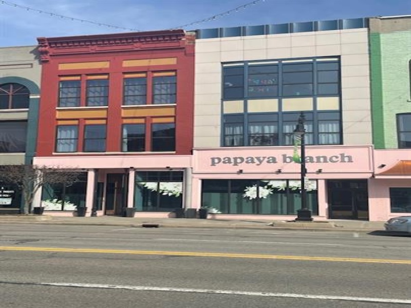 218 Huron Avenue, Port Huron, Michigan 48060, 2 Bedrooms Bedrooms, 0 ,2 BathroomsBathrooms,Apartment,303,218 Huron Avenue,0,2648